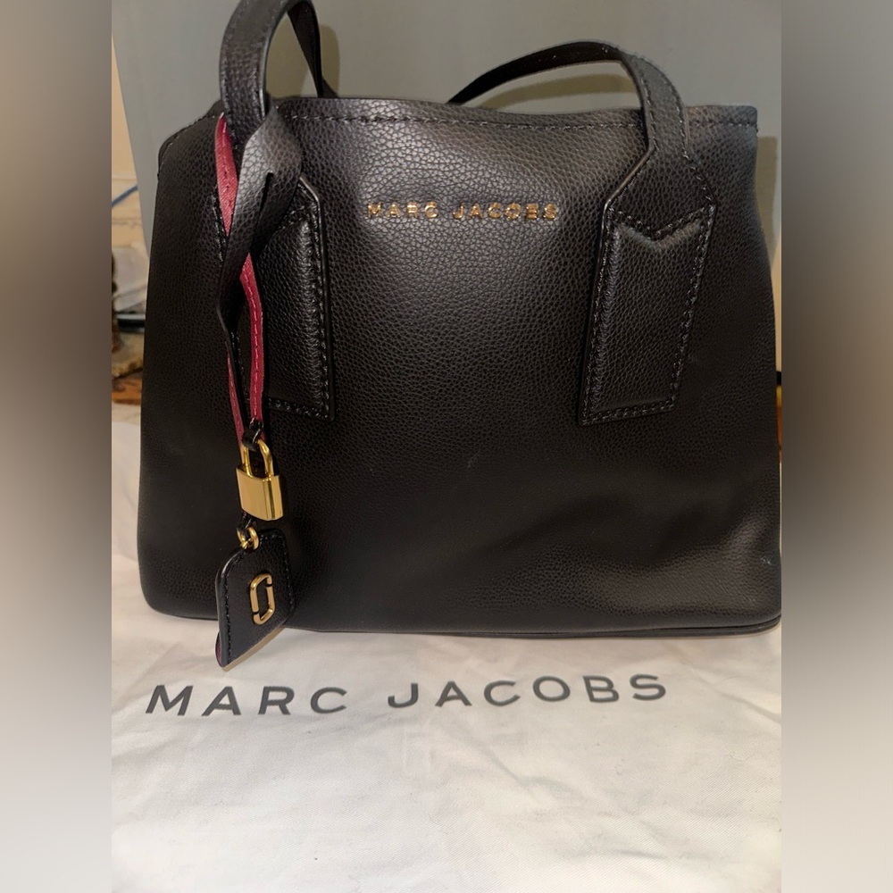 Marc Jacob’s Leather Tote- The Editor